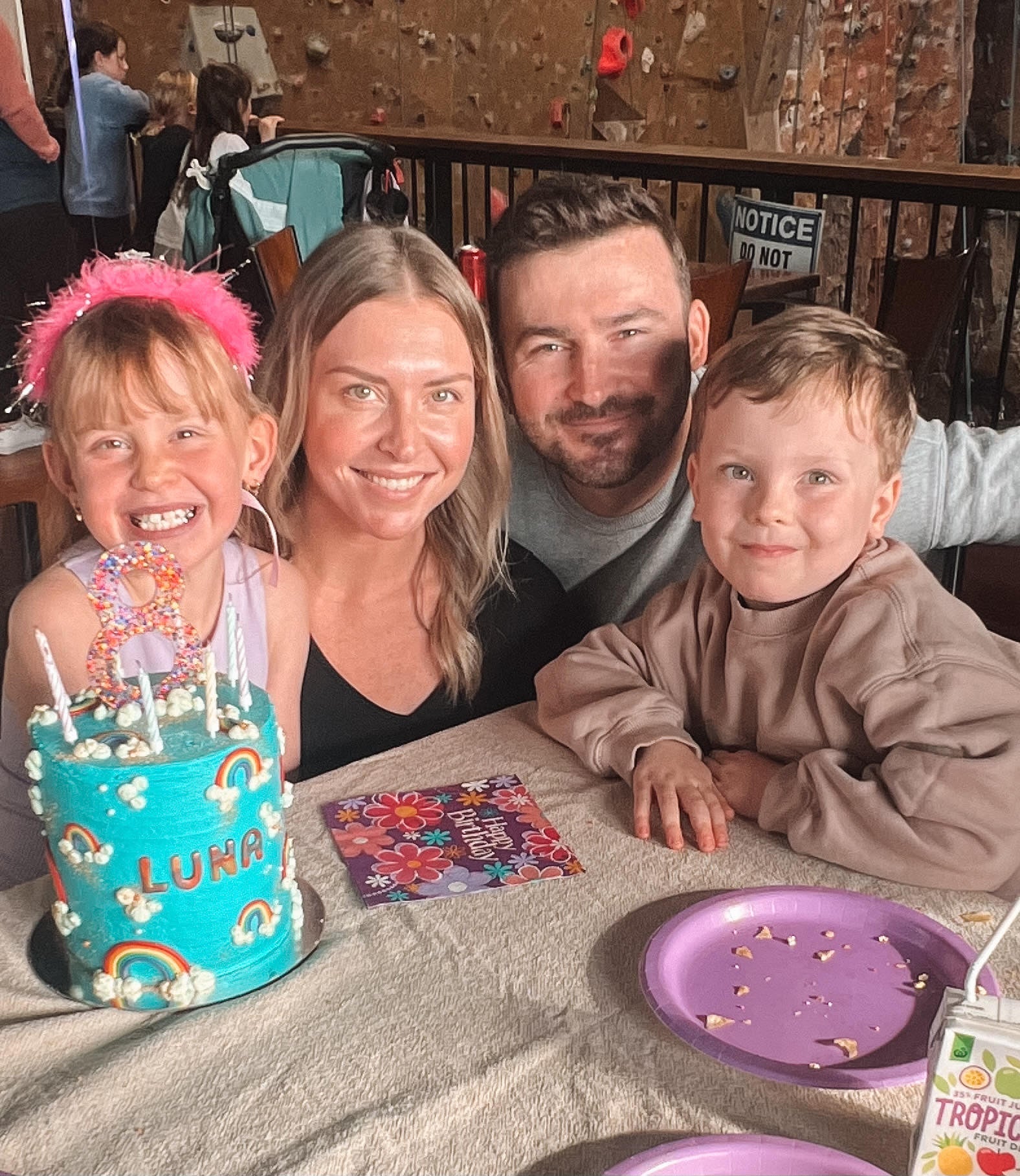 Luna & Whānau